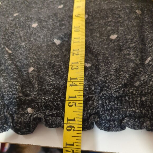 Gap Kids Girls Long Sleeve Sweater Top Size Large 10 Pattern Black Gray Hearts - Picture 5 of 5